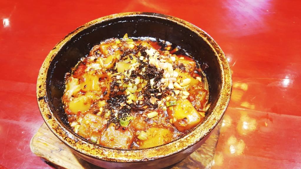 อาหารเสฉวนแท้ จากเมืองเฉิงตู ประเทศจีน