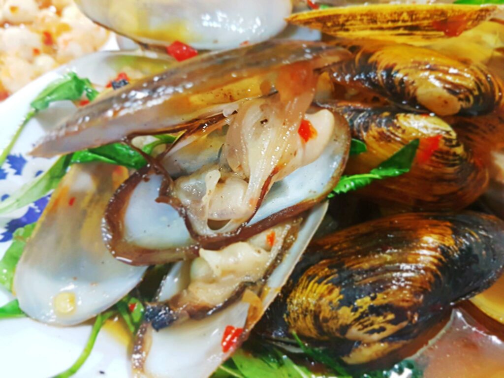 เมนูหอยร้านอ๊อกด่าว โฮจิมินห์ เวียตนาม