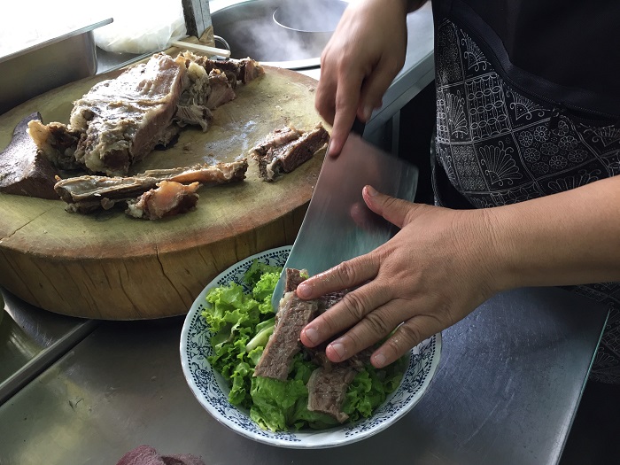 "เตี๋ยวเนื้อ 7 ร้านเด็ดในกรุง" ตะลุยกินแหลก ตัวแตกก็ยอม 10 "เตี๋ยวเนื้อ 7 ร้านเด็ดในกรุง" ตะลุยกินแหลก ตัวแตกก็ยอม