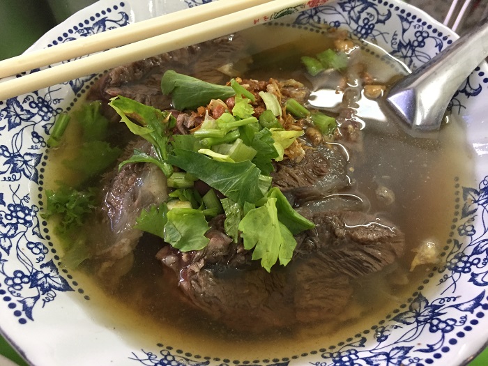 "เตี๋ยวเนื้อ 7 ร้านเด็ดในกรุง" ตะลุยกินแหลก ตัวแตกก็ยอม 14 "เตี๋ยวเนื้อ 7 ร้านเด็ดในกรุง" ตะลุยกินแหลก ตัวแตกก็ยอม