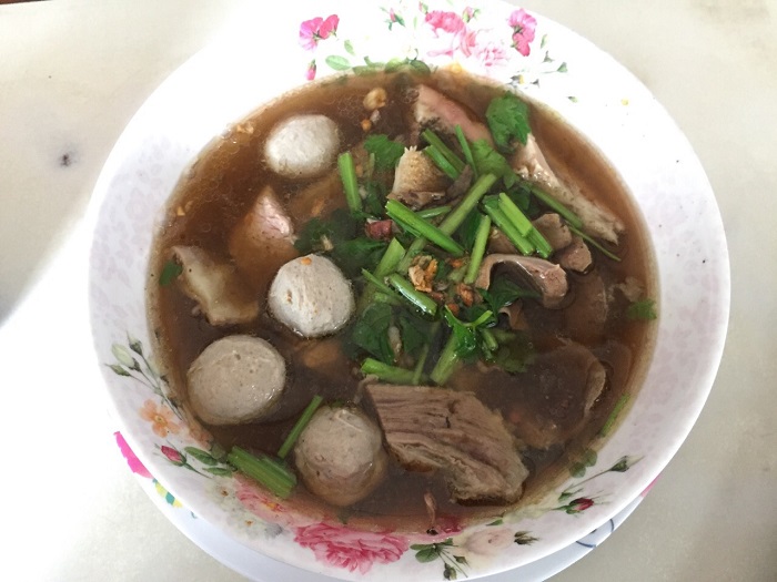 "เตี๋ยวเนื้อ 7 ร้านเด็ดในกรุง" ตะลุยกินแหลก ตัวแตกก็ยอม 21 "เตี๋ยวเนื้อ 7 ร้านเด็ดในกรุง" ตะลุยกินแหลก ตัวแตกก็ยอม